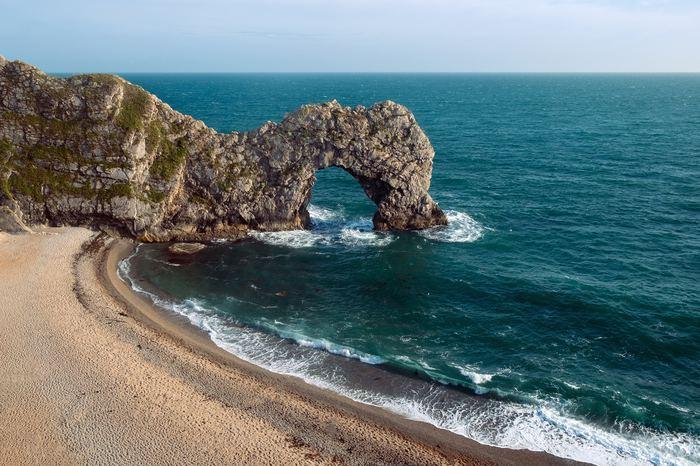 5- DURDLE DOOR