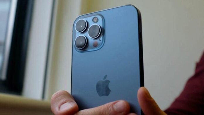 Apple, Türkiye’de iPhone 13’ler dahil birçok ürününe zam yaptı