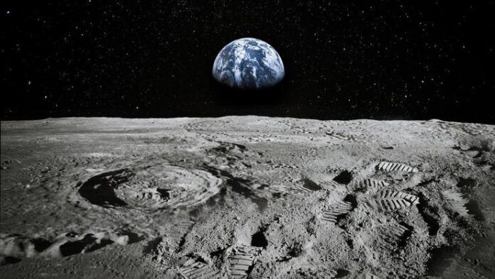 Ay'a çarpan uzay çöpünün açtığı krater aranıyor