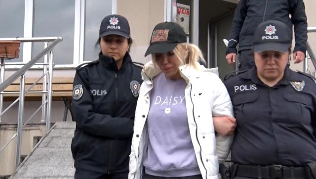 'Çocuğa cinsel istismar' suçundan 10 yıl hapse mahkum edilen Ciciş kardeşlerden Esra Ersoy gözaltına alındı