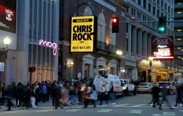Will Smith'in tokat attığı Chris Rock sessizliğini bozdu: Olayı sindiriyorum