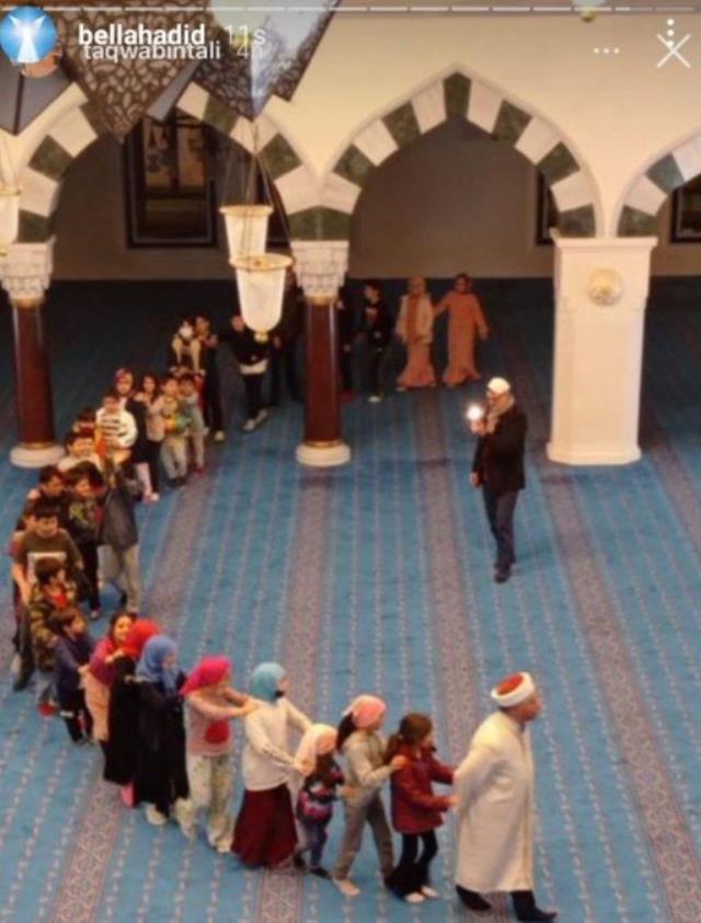 Bella Hadid'in paylaşımı Hacı Osman Torun Camii imamını mutlu etti
