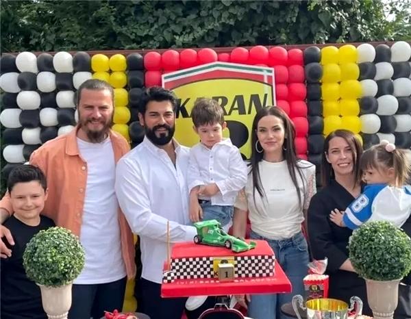 Fahriye Evcen ve Burak Özçivit'in oğulları Karan 3 yaşında! Doğum günü paylaşımları beğeni rekoru kırıyor