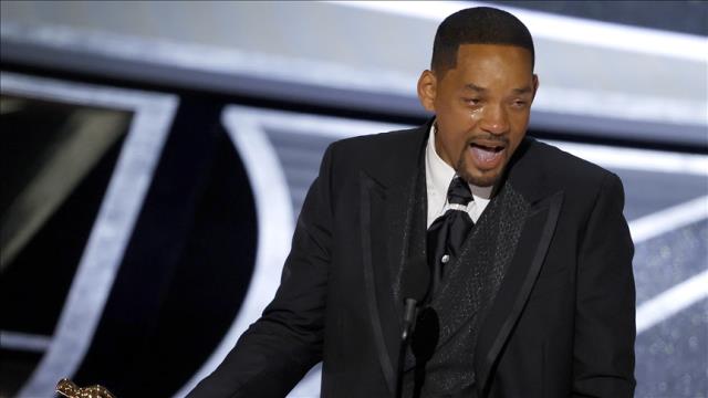 Oscar'da Chris Rock'a tokat atan Will Smith, Sinema Sanatları ve Bilimleri Akademisi'nden istifa etti