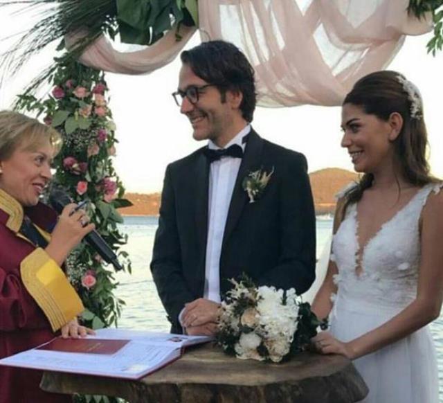 Oyuncu Ceren Moray, 5 yıllık evliliğini tek celsede bitirdi