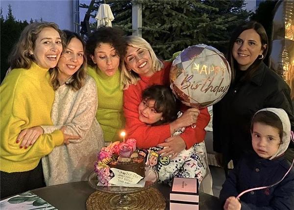 Şafak Mahmutyazıcıoğlu'nun eski eşi Benan Kocadereli'den doğum günü paylaşımı! Gelen yorumların bir ortak noktası var