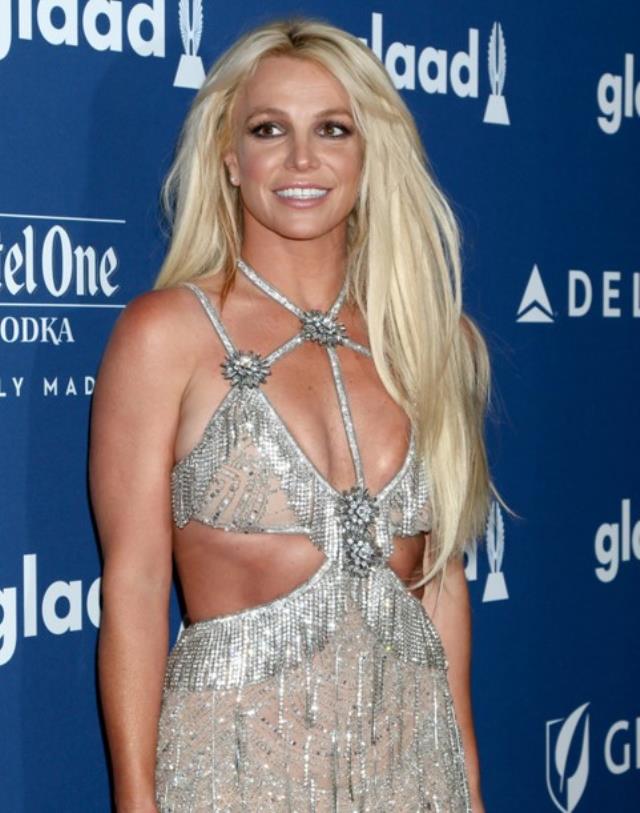 Bir ay önce hamile olduğunu açıklayan Britney Spears düşük yaptı