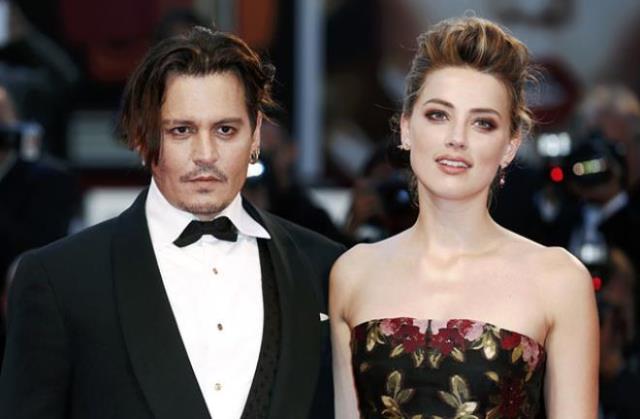 Johnny Depp, eski eşi Amber Heard'in Elon Musk ve Cara Delevingne ile üçlü ilişki kaydını mahkemeye sundu