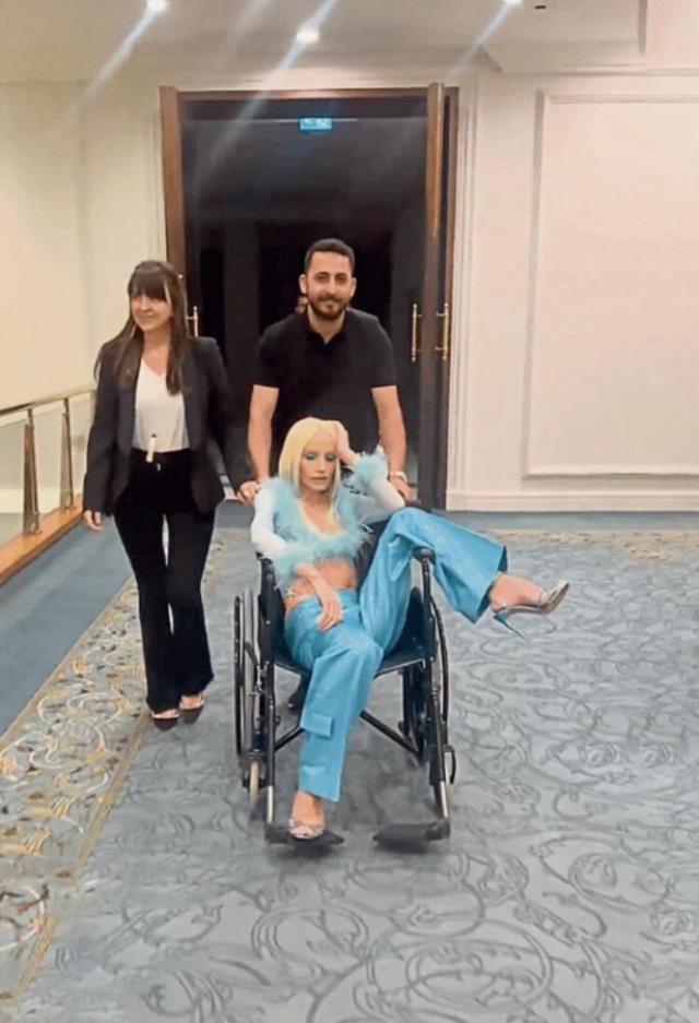 Engelsiz Yaşam Derneği, ihtiyaç dışında tekerli sandalye kullanan Gülşen'e dava açıyor