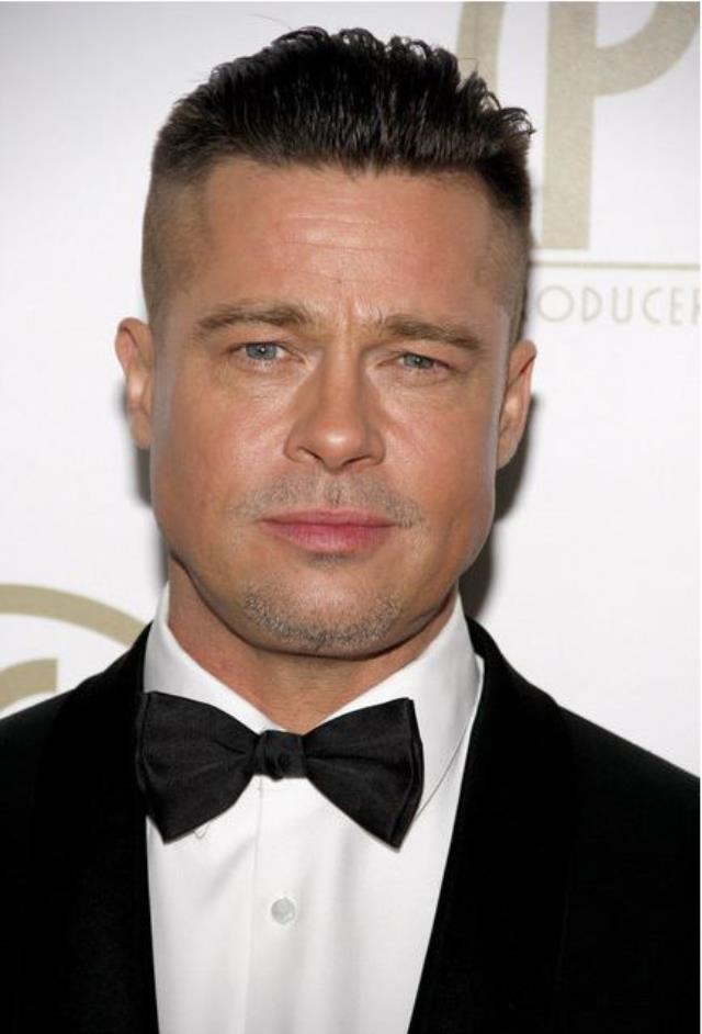 Oscar ödüllü oyuncu Brad Pitt, yüz körlüğü hastalığıyla mücadele ettiğini duyurdu