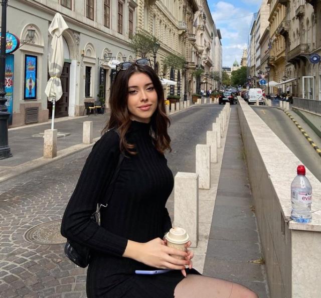 Miss Turkey 2022 birincisi Nursena Say, pozlarıyla adından söz ettirdi