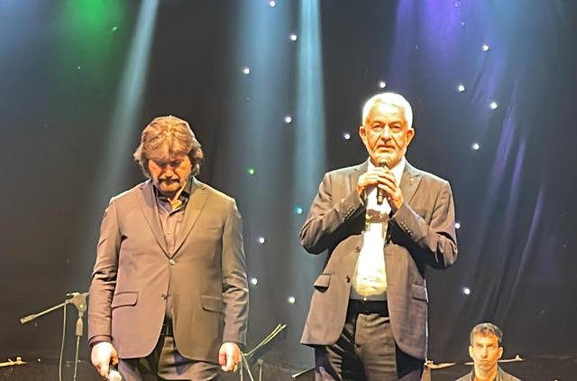 Bartın haberi! Ahmet Şafak, Bartın'daki maden kazası nedeniyle konserini yarıda kesti