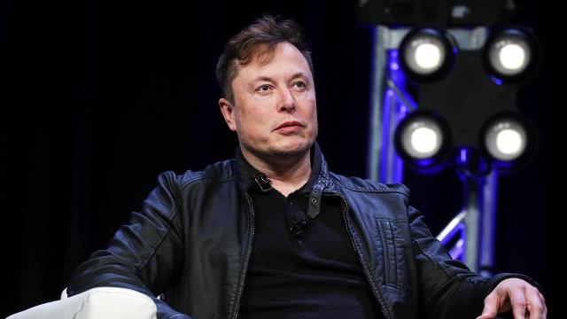 Elon Musk'ın Twitter abonelerinden para alacağı iddiasını duyan Demet Akalın'dan tepki: Yok anasının nikahı
