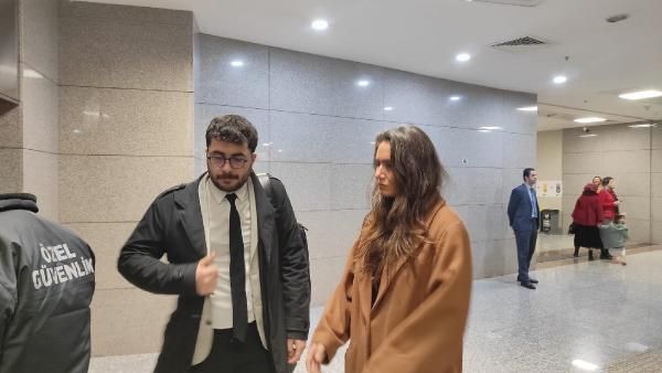 Cami içerisinde poz verdiği iddiasıyla hakkında soruşturma başlatılan Eda Taşpınar ifade verdi