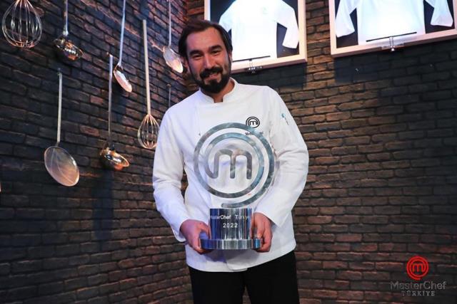 MasterChef Türkiye'nin şampiyonu Metin Yavuz oldu