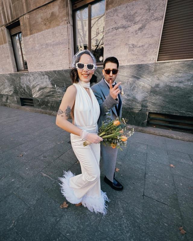 Oyuncu Bora Akkaş ile fenomen Oben Alkan Milano'da nikah masasına oturdu