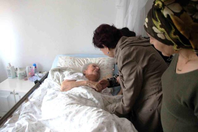 Fatma Girik'in annesi 99 yaşındaki Münevver Ukav, vefat etti