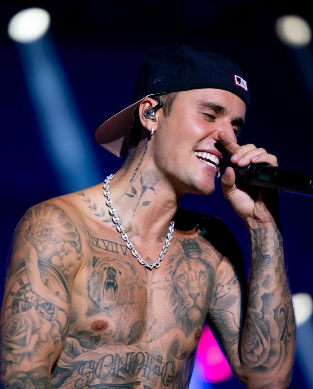 Yüz felci geçiren Justin Bieber, tüm konserlerini iptal etti
