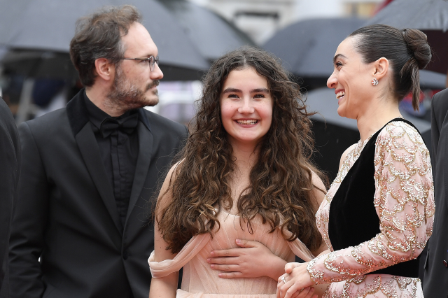 Rol aldığı film Cannes Film Festivali'nde alkış tufanı koparan Merve Dizdar'ın duygusal anları