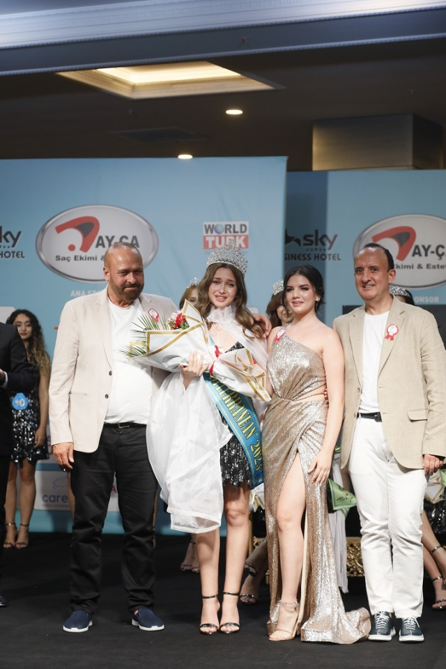 22. Miss Mediterranean Güzellik Yarışması'nda kraliçe seçilen İlsu Demirci, gözyaşlarına boğuldu
