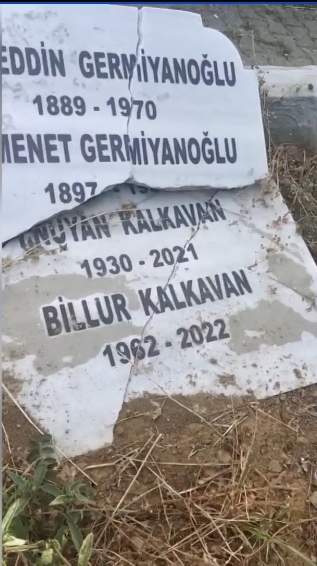 9 ay önce vefat etmişti! Ünlü oyuncu Billur Kalkavan'ın mezarının son hali içler acısı