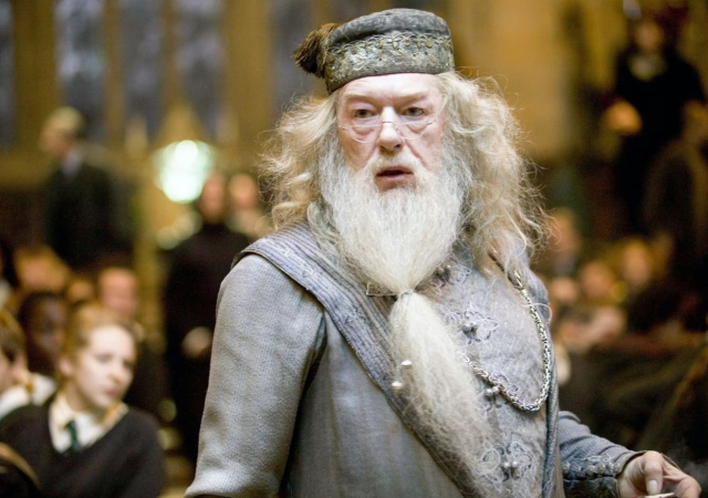 Harry Potter serisinin yıldız oyuncusu Michael Gambon hayatını kaybetti