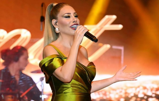 Sözlerinden dolayı tepki çeken İsrail asıllı şarkıcı sessizliğini bozdu