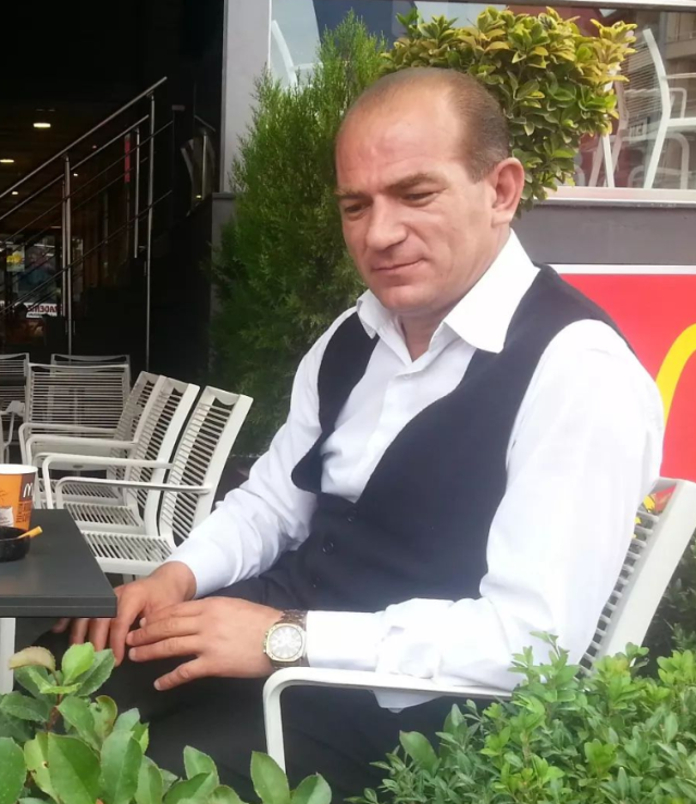 Atatürk'e benzerliği ile dikkat çeken oyuncu Serdar Görel, TikTok'ta yaptığı 29 Ekim yayınında 1 milyon lira kazandı