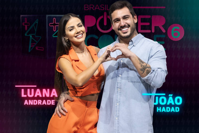 Brezilyalı TV yıldızı Luana Andrade, dizlerindeki yağı aldırmak için yattığı ameliyat masasından kalkamadı