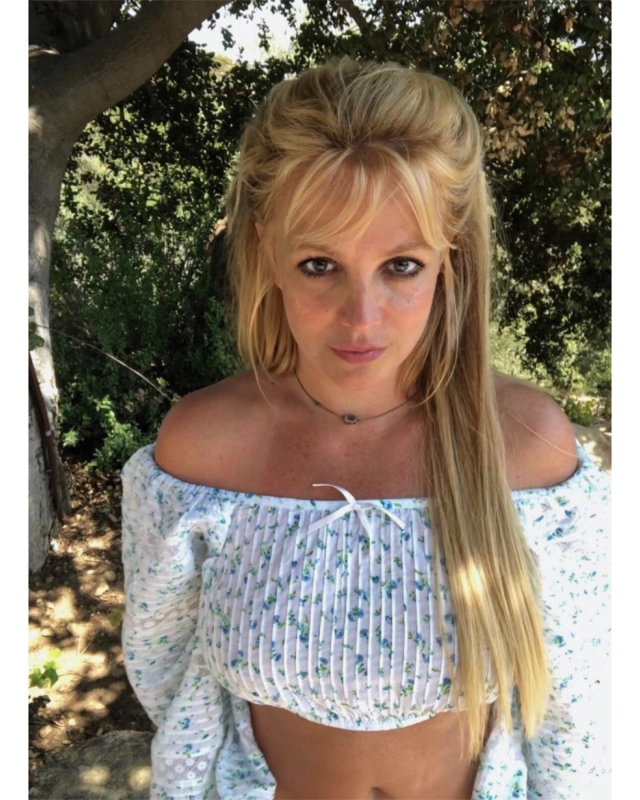 Britney Spears, çıplak videosunu paylaştı