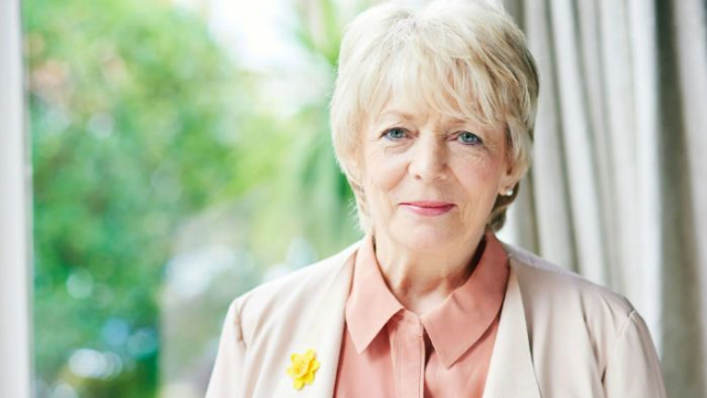 Ünlü İngiliz oyuncu Alison Steadman 16 yaşındayken tecavüze uğradığını söyledi